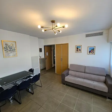 Juan-les-pins 2-room Apartament Antibes
