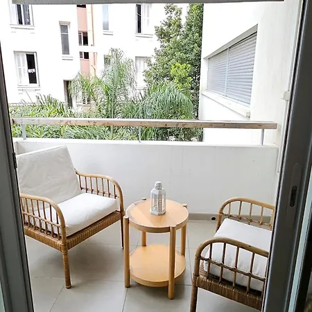 Juan-les-pins 2-room *