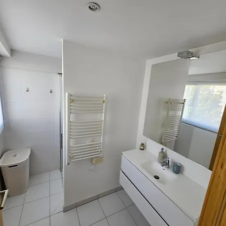 Juan-les-pins 2-room *