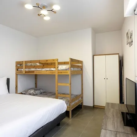 Juan-les-pins 2-room Apartment *